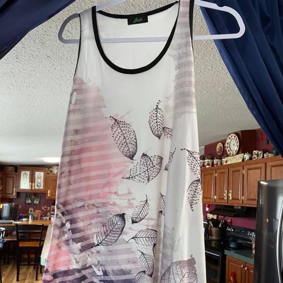 Shirt - Picture 1 of 2